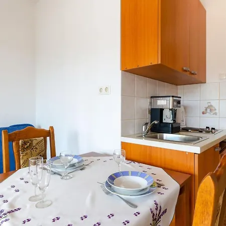 Laura 2 - Hr-05492-02 By Interhome Crikvenica